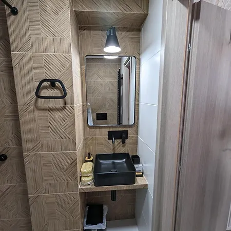 The Valkyries 1 Leonídion