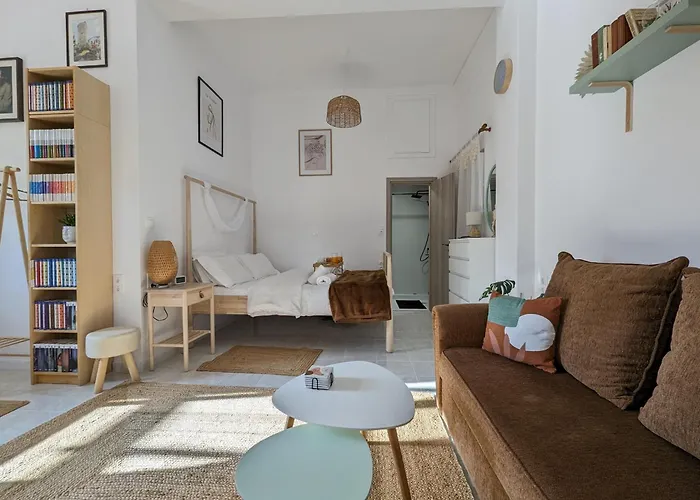 The Valkyries 1 Lägenhet