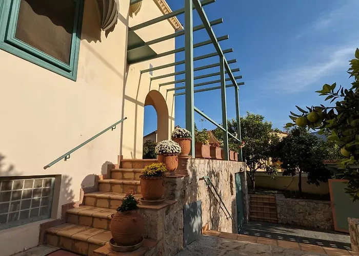 The Valkyries 1 Lägenhet